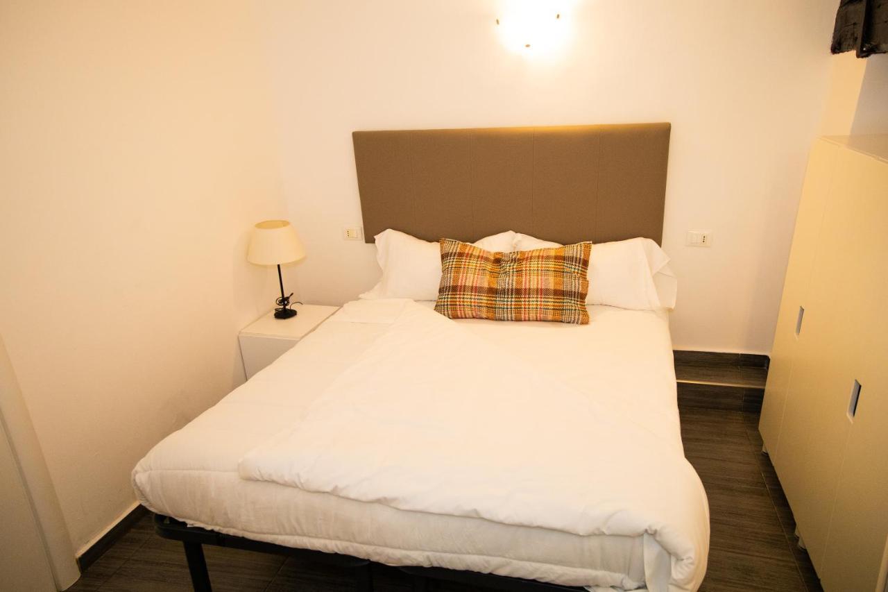 Hosting Dreams Attics - Duomo Apartamento Milán
