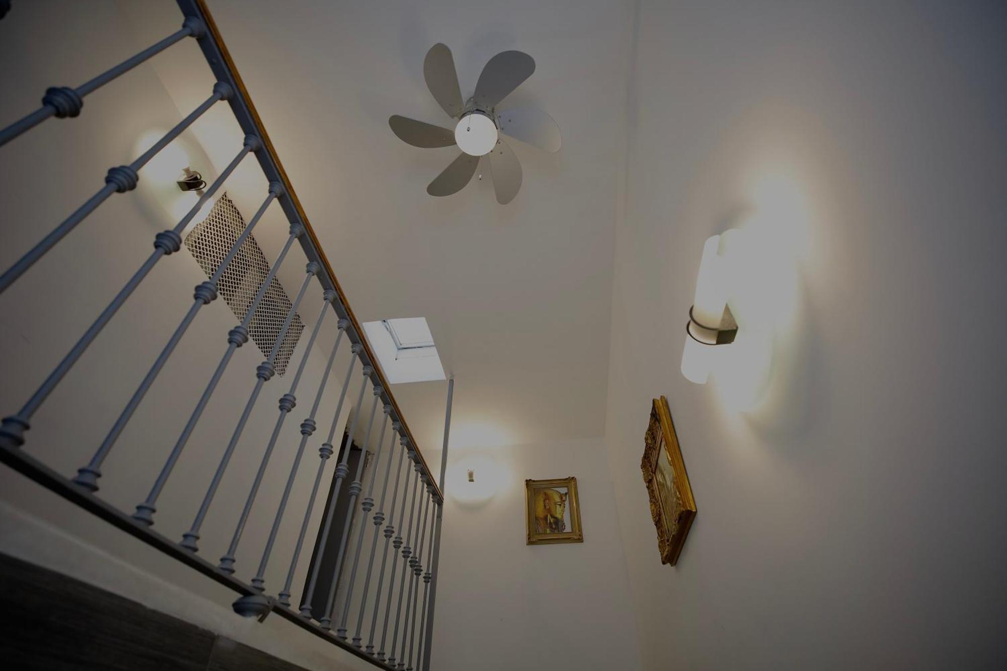 Hosting Dreams Attics - Duomo Milán